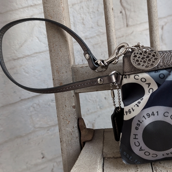 COACH Signature BLUE Alexandria Wristlet - Picture 11 of 11